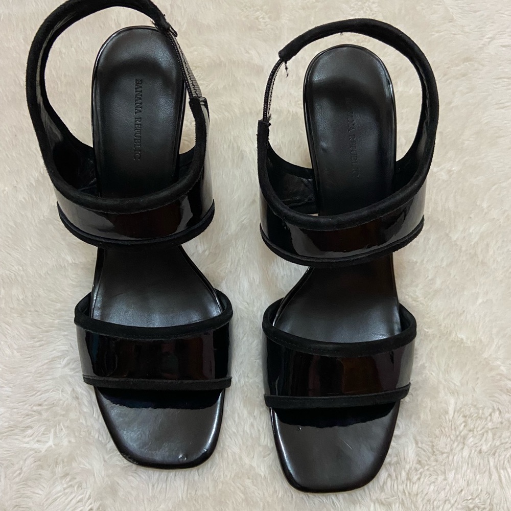 Banana Republic open toes 👡